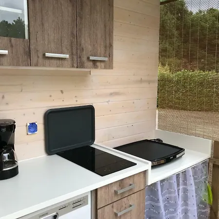 Holiday home Au Domaine De L'etang Garrosse-morcenx La Nouvelle